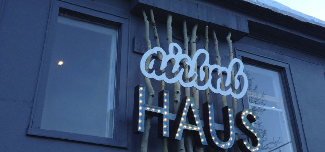 Airbnb es una de las empresas que forman parte de la asociación Sharing España.