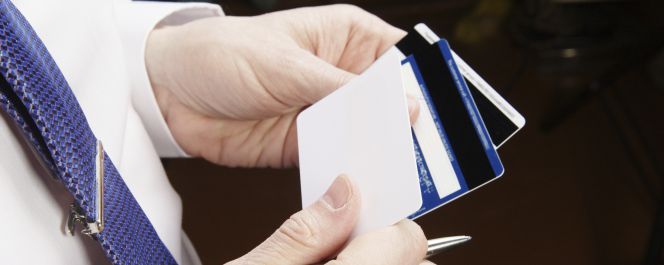Nueva era en las excajas: detalle usted gastos de más de mil euros