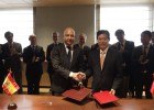 España y China crean un consejo empresarial para impulsar sus intercambios España y China crean un consejo empresarial para impulsar sus intercambios