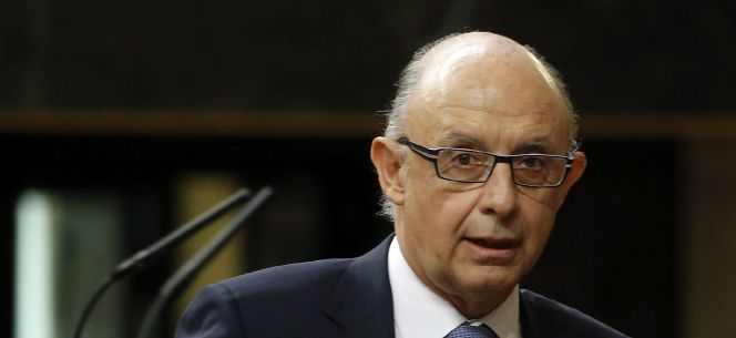 El ministro de Hacienda, Cristóbal Montoro, en el Congreso.