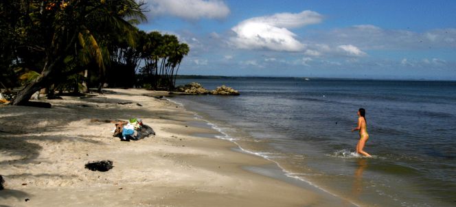 Una playa en el Caribe guatemalteco.