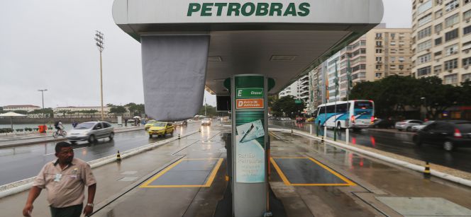 Cómo cayó el gigante petrolero de Suramérica