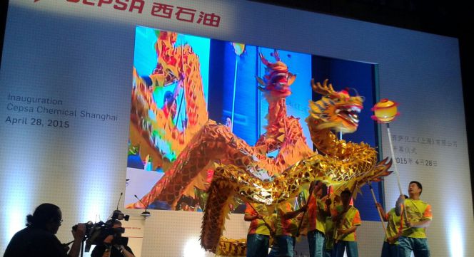 Acto de inauguración de la nueva planta petroquímica de Cepsa en China
