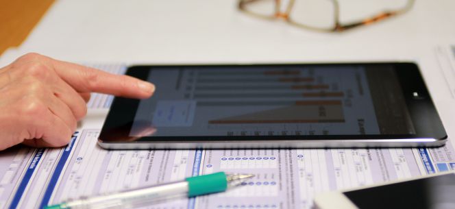 Así deben declarar el IRPF e IVA los socios profesionales