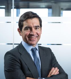 Carlos Torres Vila.