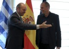 Varufakis ve una “perfecta armonía” con Guindos Varufakis ve una “perfecta armonía” con Guindos