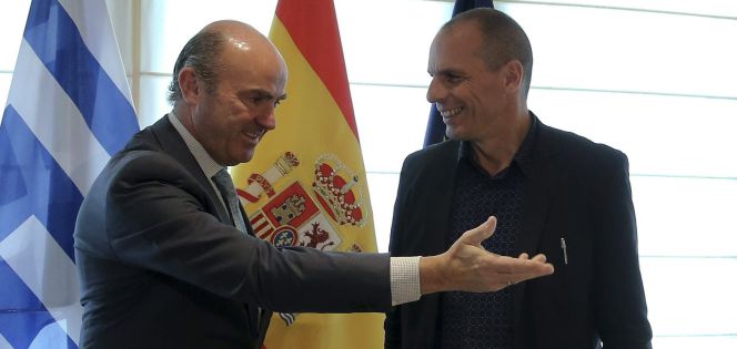 El ministro de Finanzas griego, Yanis Varufakis, durante la reunión que ha mantenido con el ministro de Economía, Luis de Guindos.