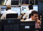 El Tesoro vuelve a cobrar por emitir deuda a seis meses El Tesoro vuelve a cobrar por emitir deuda a seis meses