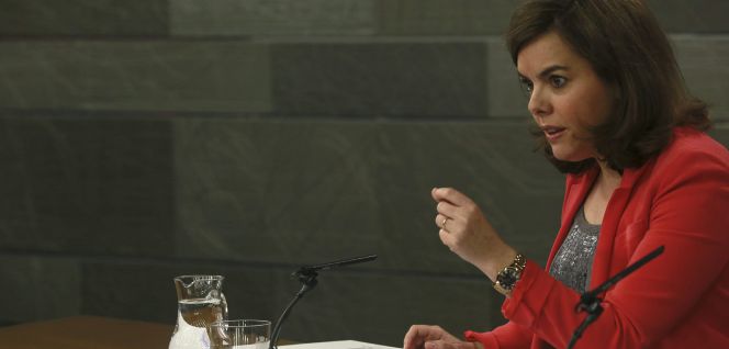 La vicepresidenta del Gobierno, Soraya Sáenz de Santamaría, durante la rueda de prensa posterior al Consejo de Ministros. EFEArchivo