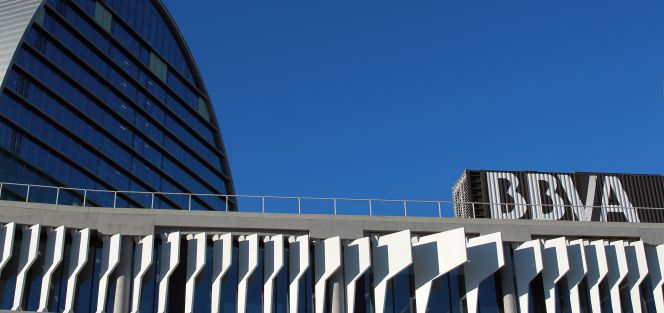Sede de BBVA en las Tablas.
