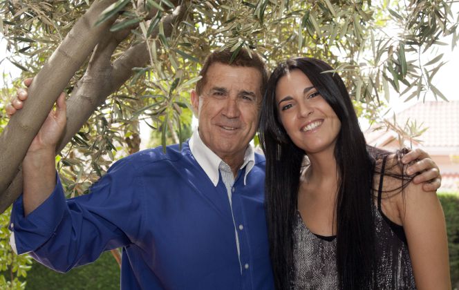 Antonio López y su hija Almudena, fundadores de Aceitedemipueblo.com.