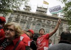 Los trabajadores presionan a Coca-Cola con demandas Los trabajadores presionan a Coca-Cola con demandas