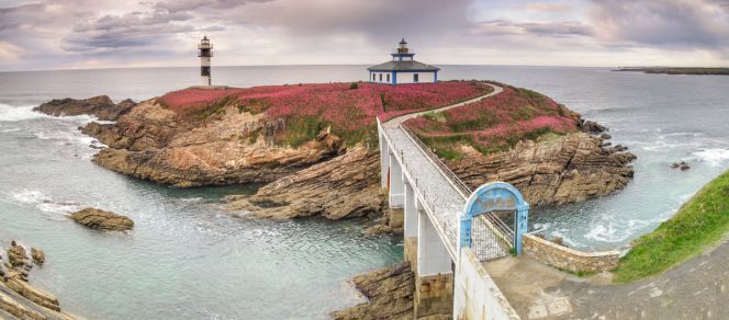 Faro de isla Pancha