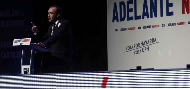 El candidato de UPN a la Presidencia de Navarra, Javier Esparza, en un acto de campaña