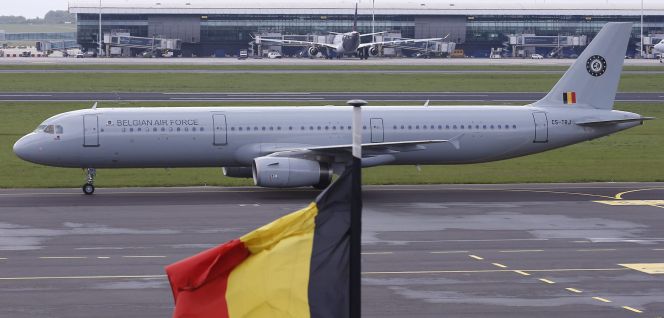 Un avión en el aeropuerto militar de Melsbroek, cerca de Bruselas (Bélgica).