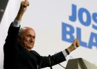 Blatter, reelegido presidente de la FIFA por quinta vez Blatter, reelegido presidente de la FIFA por quinta vez