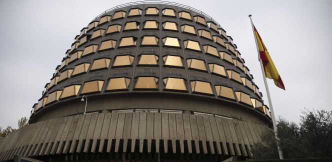 Fachada exteior del Tribunal Constitucional. EFEArchivo