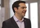 Pensiones e IVA de la luz separan a Tsipras de Merkel Pensiones e IVA de la luz separan a Tsipras de Merkel