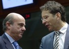Guindos y Djisselbloem: duelo para presidir el Eurogrupo Guindos y Djisselbloem: duelo para presidir el Eurogrupo