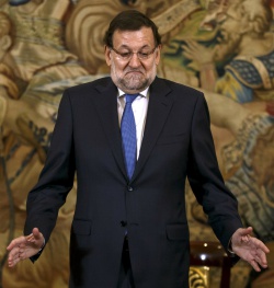 Cambios en el PP... ¿y en el Gobierno? Rajoy convoca reunión del partido a las 5 de la tarde