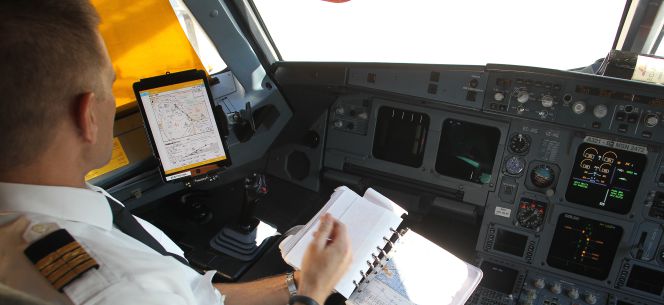 2.000 pilotos se pegan por 120 puestos de trabajo en Iberia
