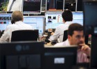 El Tesoro regresa a los tipos positivos para colocar deuda El Tesoro regresa a los tipos positivos para colocar deuda