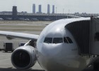 Iberia estrena hoy vuelos directos a Medellín y Cali Iberia estrena hoy vuelos directos a Medellín y Cali