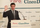 Soria apuesta por una mayor bajada de la luz para 2016 Soria apuesta por una mayor bajada de la luz para 2016