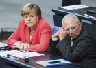 Schäuble se plantea dimitir por su choque con Merkel Schäuble se plantea dimitir por su choque con Merkel