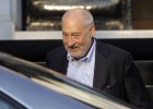 Para Stiglitz el tercer rescate a Grecia es “incoherente” Para Stiglitz el tercer rescate a Grecia es “incoherente”