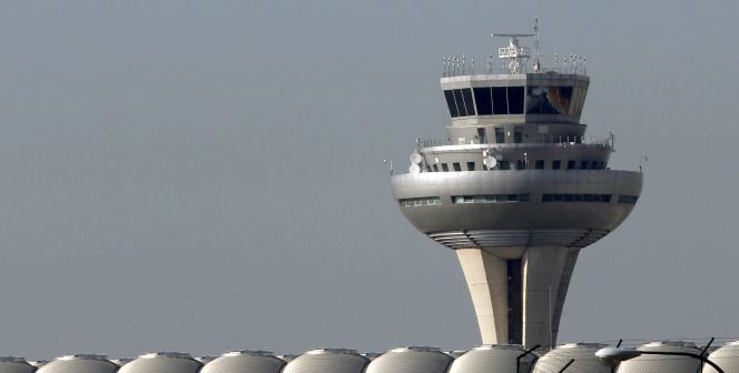 Imagen de la torre de control de la T-4 del aeropuerto Madrid-Barajas Adolfo Suárez.