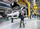 Mercedes-Benz: verano sin vacaciones en Vitoria Mercedes-Benz: verano sin vacaciones en Vitoria
