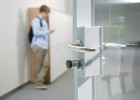 Las puertas de la oficina se abren ‘a la vasca’ Las puertas de la oficina se abren ‘a la vasca’
