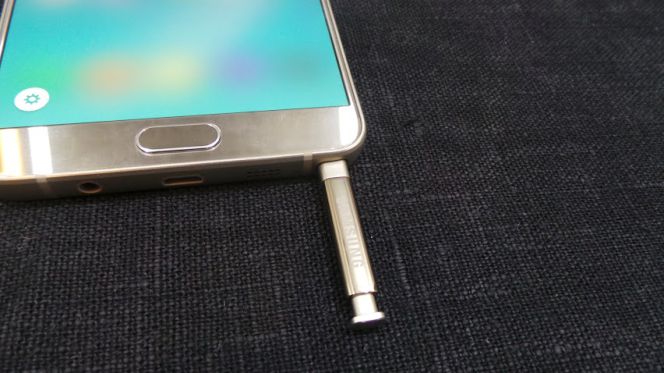 Los Samsung Galaxy Note 5 y Galaxy S6 Edge Plus ya son oficiales, estas son sus características