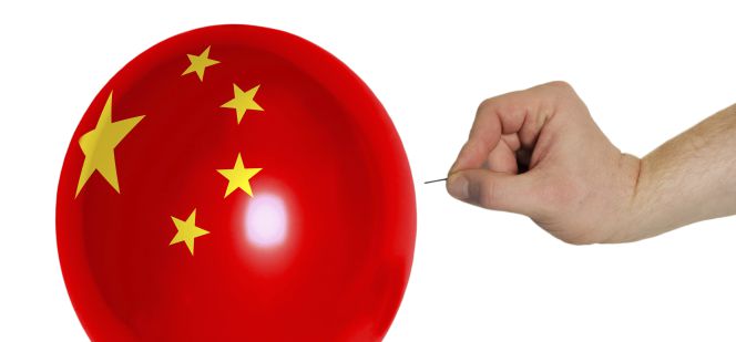 Valores que contienen el aliento por la caída del yuan