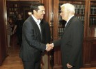 Tsipras dimite y lleva a las urnas el rescate de Grecia Tsipras dimite y lleva a las urnas el rescate de Grecia