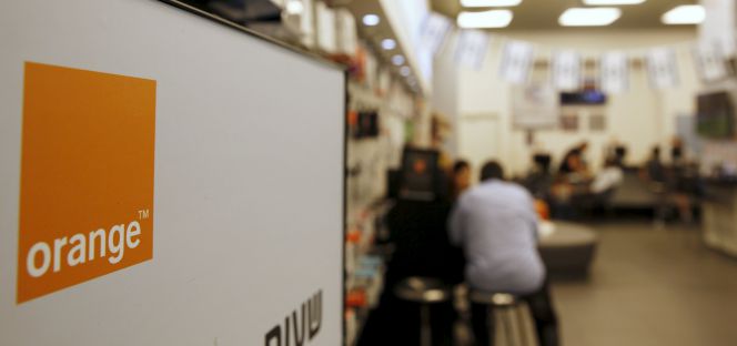 Orange se lanza sobre la fibra y el fútbol tras comprar Jazztel