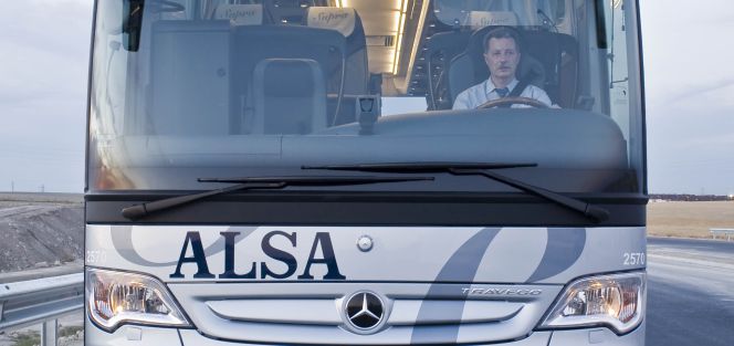 Autobús de la compañía Alsa.