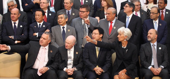 Christine Lagarde junto a Pierre Moscovici y los ministros de finanzas y gobernadores de bancos centrales durante la cumbre del G20 en Ankara (Turquía)