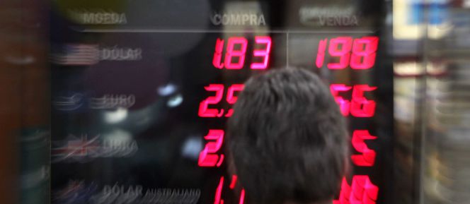 España ve "imposible" la 'tasa Tobin' para 2016