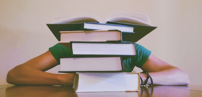 ¿Qué Comunidades Autónomas ofrecen desgravaciones por estudios y en qué consisten?