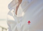 ¿De quién es el logo bordado en la camisa? ¿De quién es el logo bordado en la camisa?