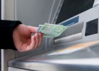 Economía prioriza la comisión del cajero Economía prioriza la comisión del cajero