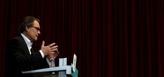 El presidente catalán en funciones, Artur Mas (CDC), durante una conferencia de prensa hoy en el Born Centre Cultural de Barcelona.évez