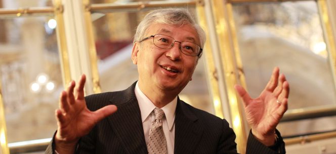 Motoshige Itoh, profesor de Economía de la Universidad de Tokio, durante un momento de su entrevista con Cinco Días.