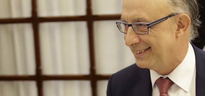 El ministro de Hacienda, Cristóbal Montoro, en el Congreso.