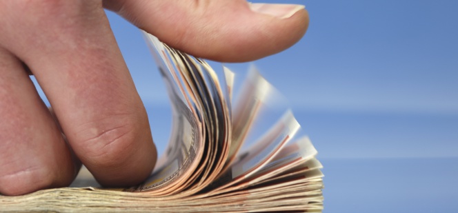 Los consejeros de entidades financieras quintuplican sus retribuciones
