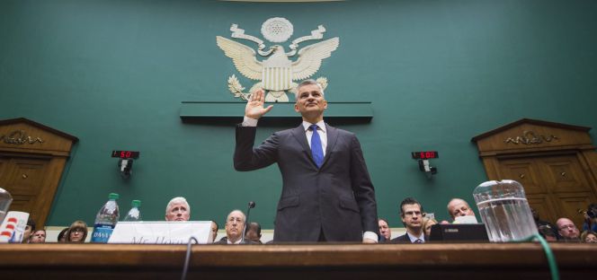 El presidente del Grupo Volkswagen en Estados Unidos, Michael Horn, durante su declaración ante el Comité de Energía y Comercio de la Cámara de Representantes en Washington (Estados Unidos).
