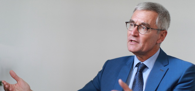 “Es necesario reequilibrar las carteras con más renta fija”