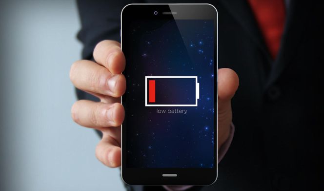Imagen smartphone con batería baja